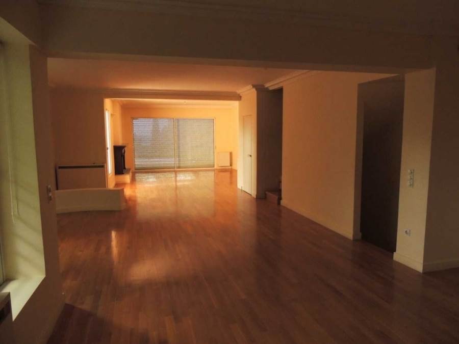 (For Sale) Residential Maisonette || Athens North/Vrilissia - 270 Sq.m, 3 Bedrooms, 550.000€ 