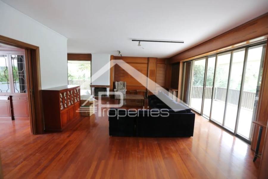(For Sale) Residential Floor Apartment || Athens North/Filothei - 155 Sq.m, 3 Bedrooms, 680.000€ 