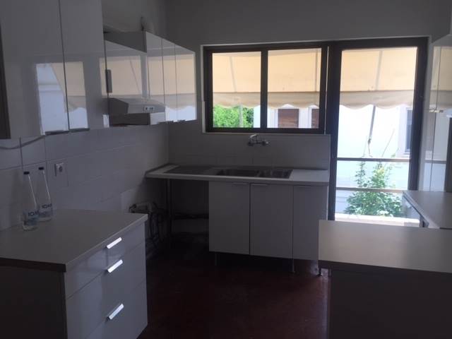 (For Sale) Residential Floor Apartment || Athens North/Psychiko - 200 Sq.m, 3 Bedrooms, 750.000€ 